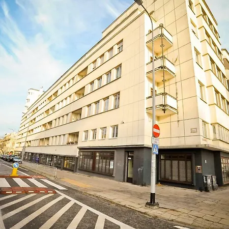 Apartment 3m